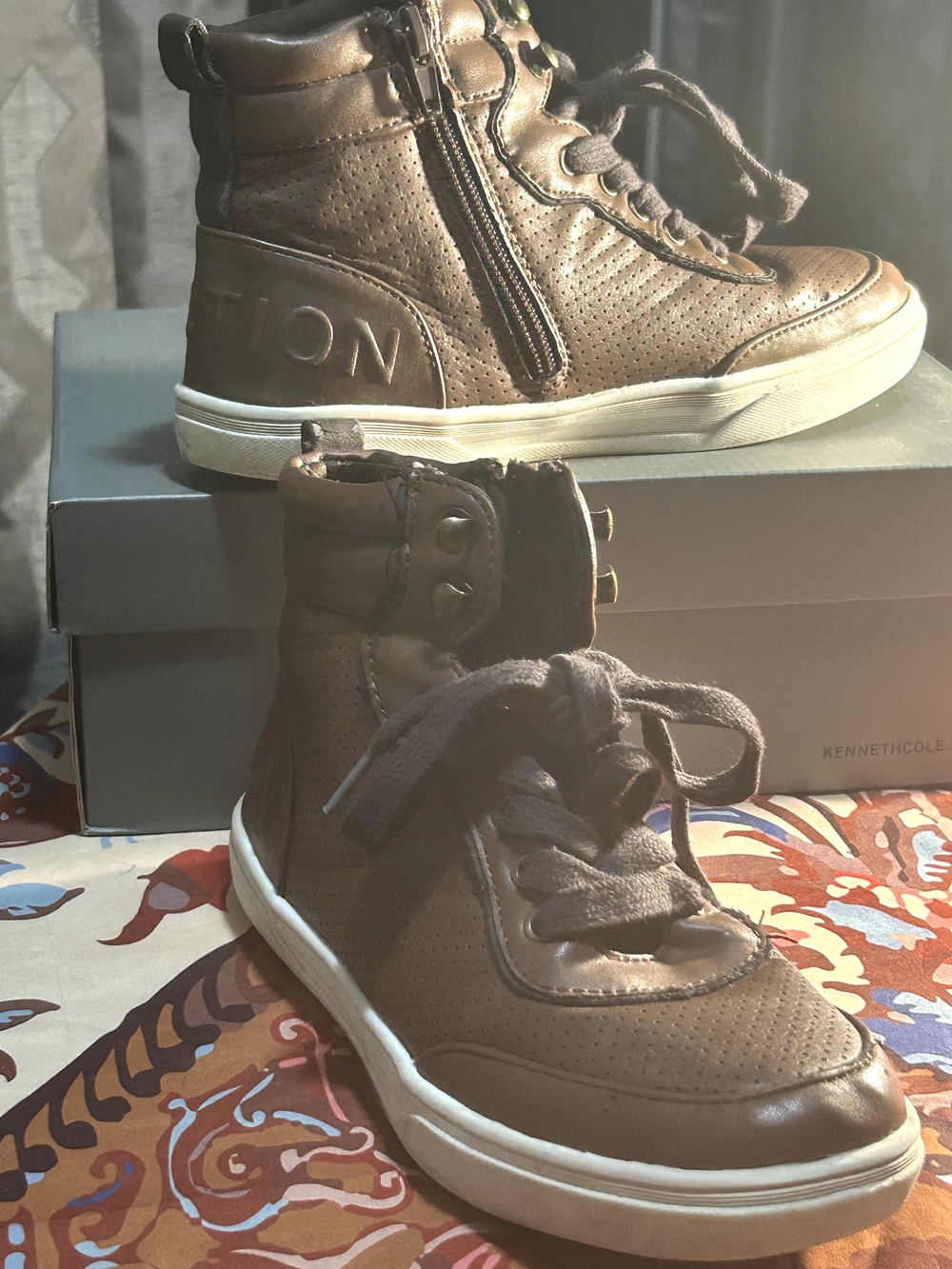 Kenneth Cole Boy's Brown High-Top Leather Sneakers